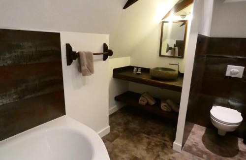 Castelnau-de-Mandailles Hôtel | Auberge du Lac