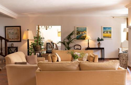 Colomars Hôtel | Auberge du Rédier - Logis Hôtels