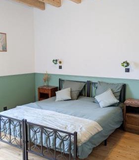 Saint-Leger-sous-Beuvray Maison | Auberge de la Belette Cendrée