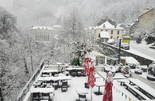 Laruns Hôtel | Auberge La Caverne