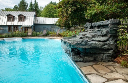 Saint-Alphonse-Rodriguez Hôtel | Auberge le Cheval Bleu