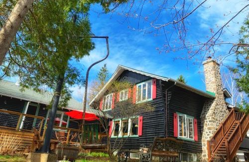 Mont-Tremblant Hôtel | Auberge Le Lupin-Self Check-in