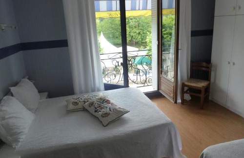 Vincelottes Hôtel | Auberge Les Tilleuls