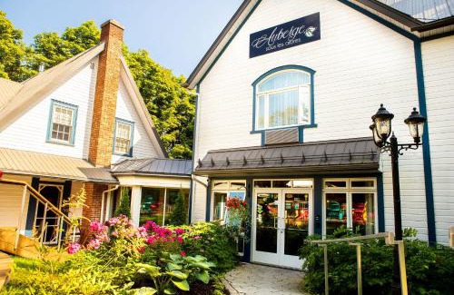 Gaspe Hôtel | Auberge Sous les Arbres