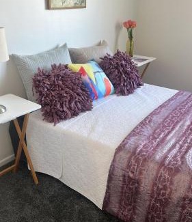 Papatoetoe Maison | Auckland airport holiday home in the greens