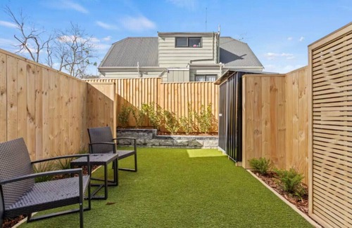 Te Atatu Peninsula Maison | Auckland Peninsula Stunner