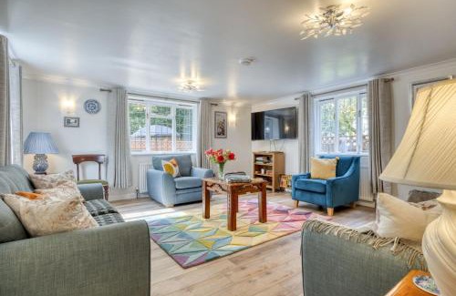 Bourton Maison | Augusta Cottage