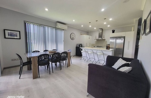 Pauanui Maison | Augusta Grand Pauanui, a Golfers Dream House