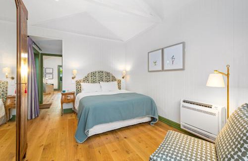 Devonport Villa | Augusta Hut