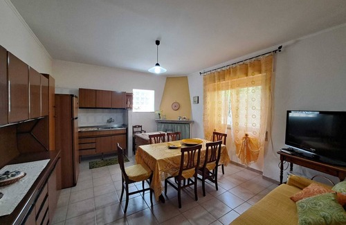 San Giovanni Suergiu Maison | Aunt Joan's