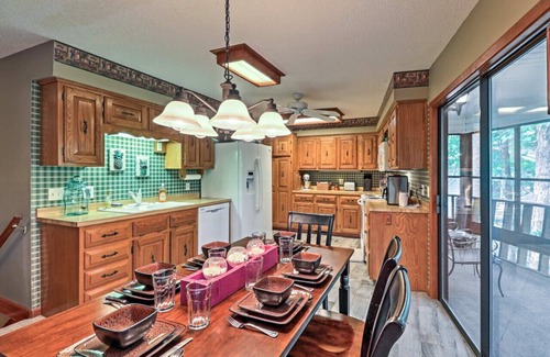 Fairfield Bay Maison | Aunt Pattie's Lake House