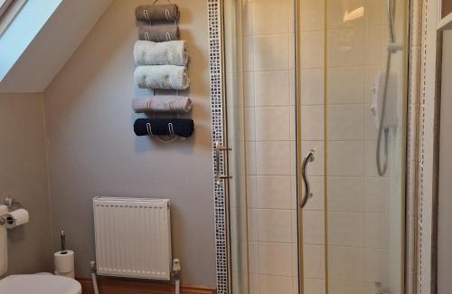 Ballymurphy Maison | Aunty Ellie's
