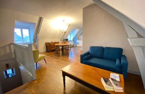 Pontmain Appartement | Auprès de mon arbre