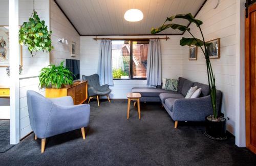Lynmore Maison | Aura @ Home