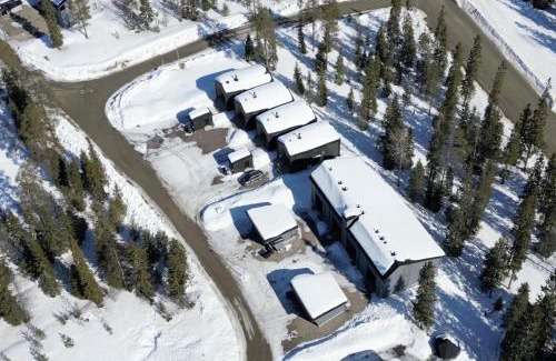Syote Appartement | Aurinkorinne 4 - Modern ski-in ski-out apartment with sauna