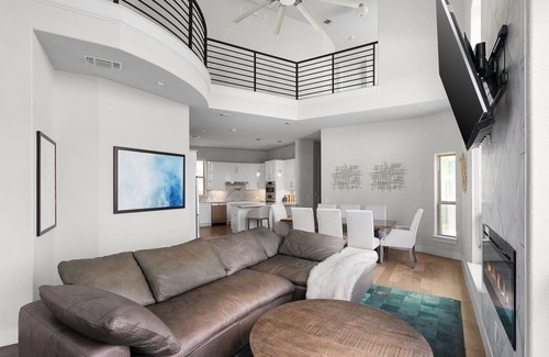 Tanglewild Estates Maison | Austin Dream
