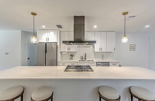 Austin Maison | Austin Highlands Retreat | 4BR Home Near SoCo + Downtown ATX