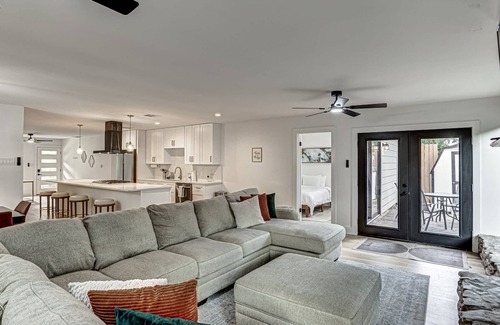 Austin Maison | Austin Highlands Retreat | 4BR Home Near SoCo + Downtown ATX