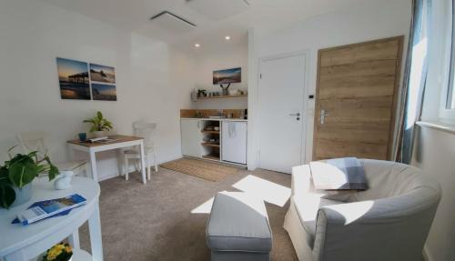 Guestrow Appartement | Auszeit am Rosengarten, Zentrumsnah