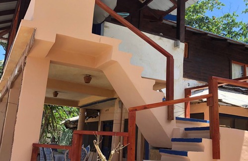 Las Canas Maison | Authentic Beachfront Caribbean Hideaway-Crashing Surf, Palms, & Tradewinds!