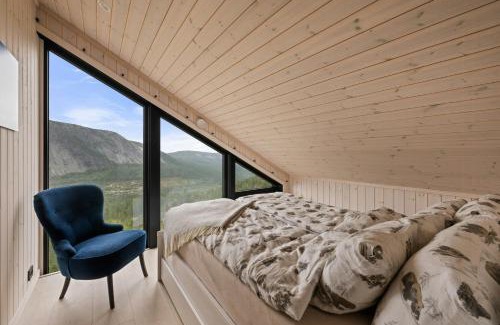Valle Maison | Authentic Cabin Life With Løefjell View