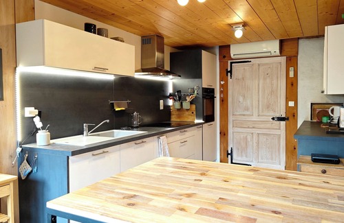 Foncine-le-Haut Maison | Authentique ferme Comtoise