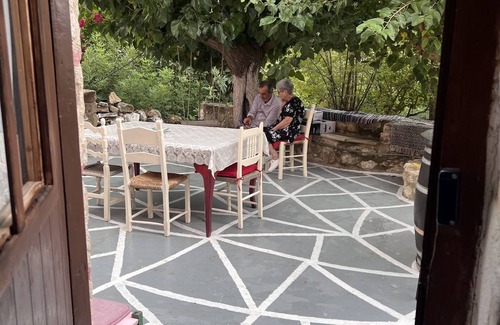 Vryses Appartement | Authentic Crete-Village Vibes