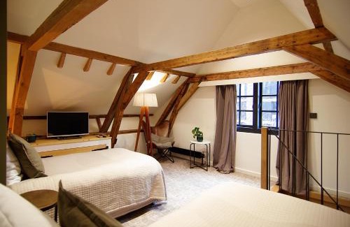 Frankendael Hôtel | Authentic Farmhouse - De Vergulden Eenhoorn
