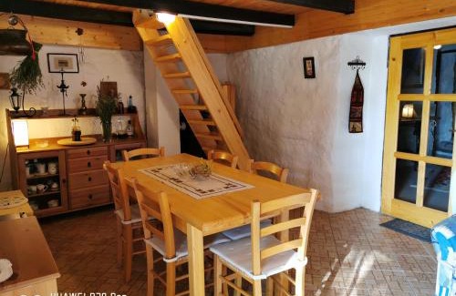 Drvenik Mali Maison | Authentic House Pelegrinka