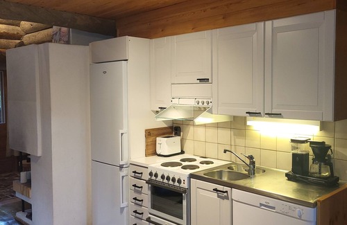 Rukatunturi Cabine | Authentic Lapland Log Cabin, Private Sauna & Fireplace & Northern Lights in Ruka