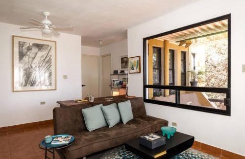 San Jose del Cabo Appartement | Authentic Loft Retreat Steps from Beach & Culture