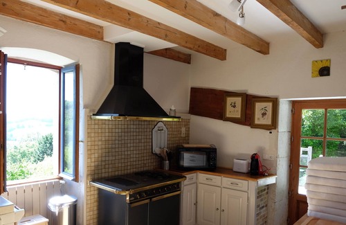 Lendou-en-Quercy Maison | Mas authentique avec superbe vue et grande piscine