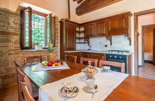 Camerino Maison | Authentic residence in the middle of nature with pool.