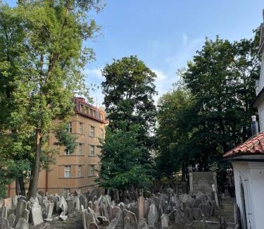 Josefov Appartement | Authentically stylish apartment with a mystical view GOLEM