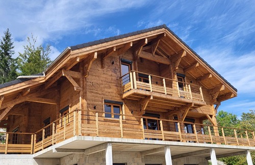 Foncine-le-Haut Chalet De Ski | Authenticité, confort, sport et relaxation