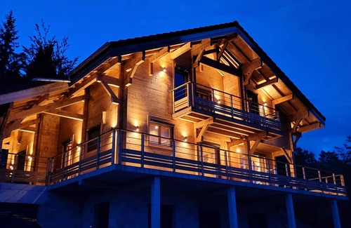 Foncine-le-Haut Chalet De Ski | Authenticité, confort, sport et relaxation