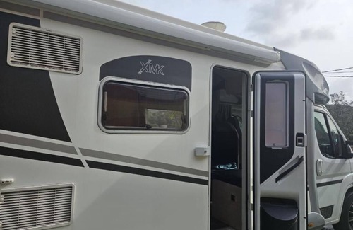 Montcada I Reixac Maison | Autocaravana Para 6 Plazas