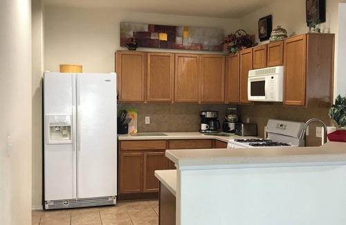 Sun City Cottage | LAST MINUTE Discount - APRIL get-away SUN CITY, Georgetown, TX , near Austin