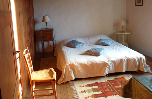 Saint-Alyre-es-Montagne Maison | Location Auvergne pour randonnée 6 personnes