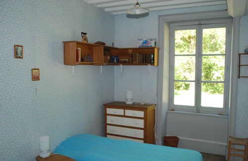 Escoutoux Maison | Auvergne large character house