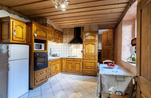 Marnaz Appartement | Aux Bois d'Hermy - Deux Chambres Appartement, Couchages 6