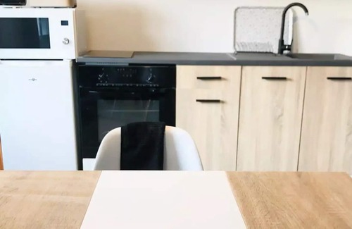 Sauvain Appartement | Aux bulles du Forez (loft avec jacuzzi intérieur privé)