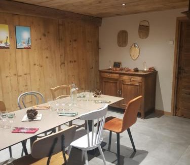 Hauteluce Maison | Aux fermes de la Croix, Maison d'hôtes, Spa