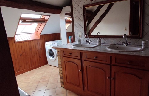 Pouilly-sur-Loire Appartement | Aux Nids d'Hirondelles, View of the Loire apartment for 6 people in Pouilly sur Loire