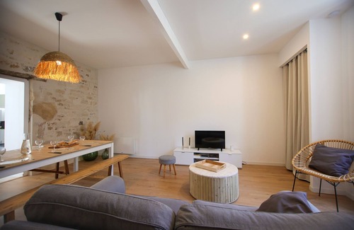Lucon Maison | Aux Trois Mousquetaires - proche Jardin Dumaine