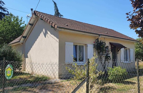 Montcheutin Maison | AUX TROIS SAPINS - MONTCHEUTIN