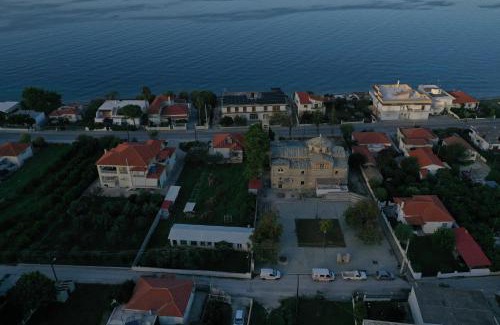 Xylokastro-Evrostina Appartement | Auxo, Holiday apartments & suites on the sea