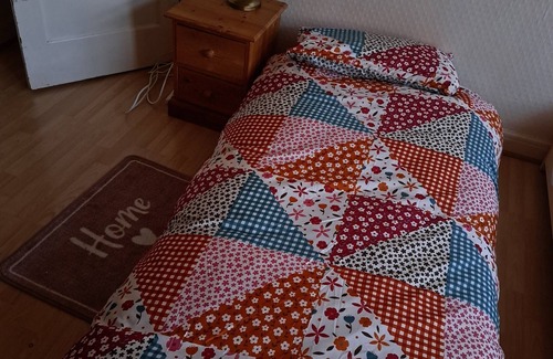 Knight's Hill Appartement | Available as three bed apartment, /single rooms walking to rookery/streatham com