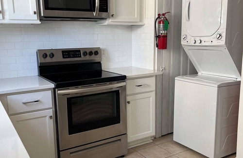 Avalon Copropriété | Avalon BEACH BLOCK 2 Bedroom Condo with POOL West Unit / Sleeps 4