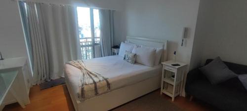 Makati Appartement | Aveline Suites Aesthetic Skydeck View ACQUA Private Residences near Rockwell Makati